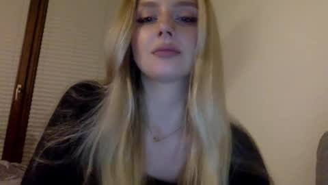 mayaflirt online show from April 29, 8:24 pm
