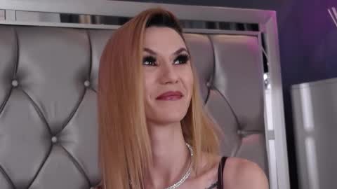 Maya online show from February 26, 12:19 pm