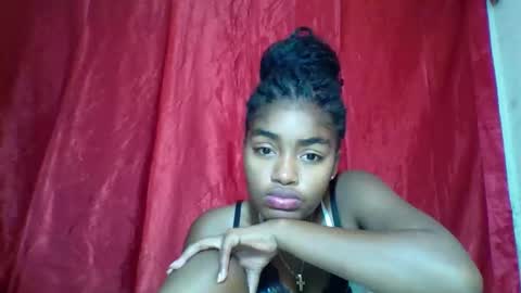 Snapshot of mayajadorelie chatting on October 20, 5:56 am charlesia online show from October 20, 5:56 am