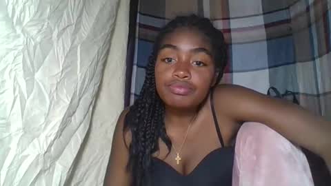 Snapshot of mayajadorelie chatting on September 24, 9:49 am charlesia online show from September 24, 9:49 am