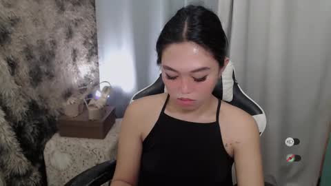 mayasally_ online show from February 24, 10:07 am