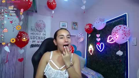 Maylin online show from February 15, 3:31 am