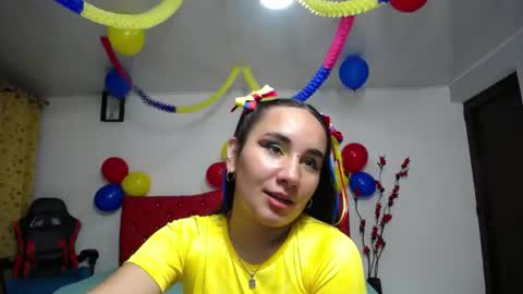 Maylin  online show from June 18, 4:29 am