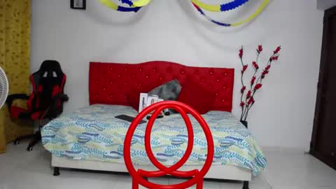 Maylin  online show from June 26, 5:13 am