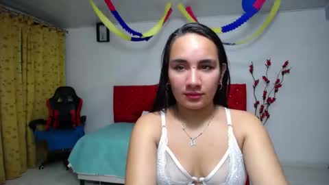 Maylin  online show from June 22, 3:25 am