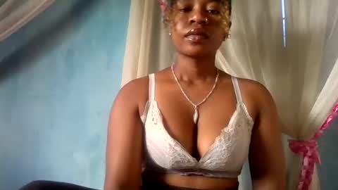 mayrah online show from June 26, 6:52 am