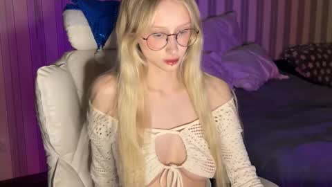 mayvi_cold online show from January 7, 8:03 pm