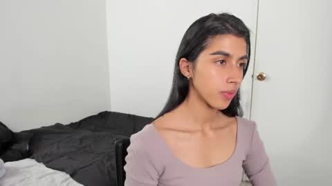 mazikeen_18 online show from July 9, 2:10 pm