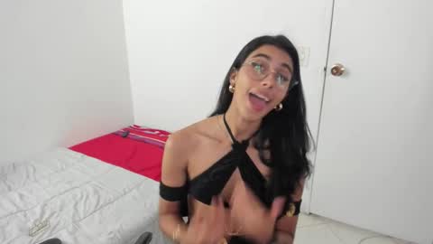 mazikeen_18 online show from January 5, 5:27 pm