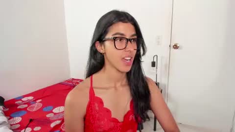 mazikeen_18 online show from June 17, 1:49 pm