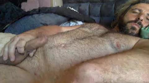 Snapshot of mazl0w chatting on December 10, 2:16 am mazl0w online show from December 10, 2:16 am