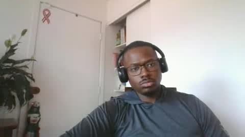 Mark online show from November 24, 9:13 pm