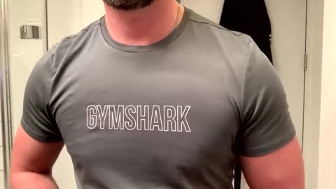 mcr8080 online show from February 26, 5:10 pm