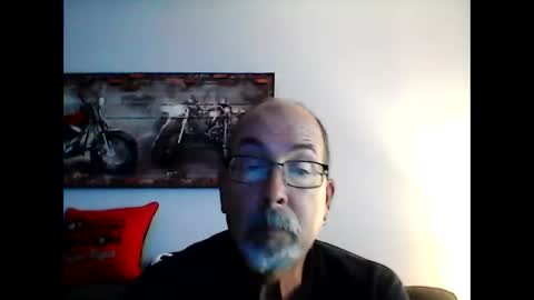 me at home online show from October 19, 3:16 pm