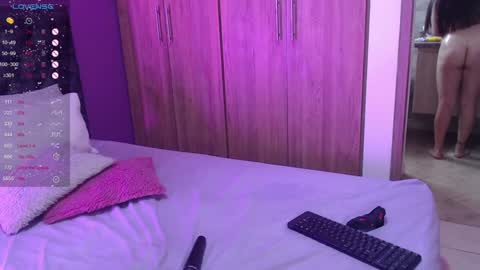 medelyn  Instagram mady evans13 online show from January 10, 9:10 pm