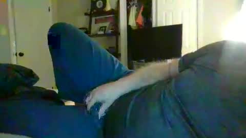 Snapshot of medic243 chatting on December 8, 2:14 am Medicineman online show from December 8, 2:14 am