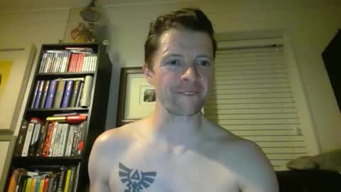 medievalsword online show from April 7, 9:50 pm