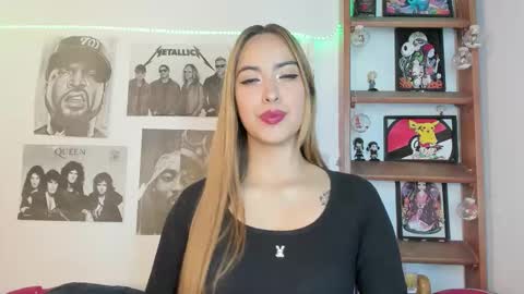 Emily online show from November 26, 11:23 pm