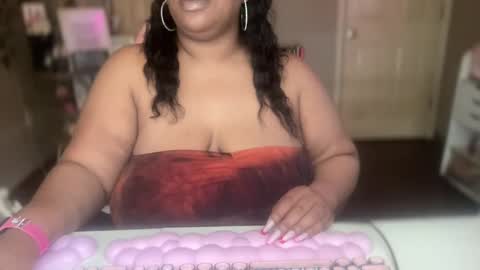 Southern Peach online show from February 19, 4:44 pm