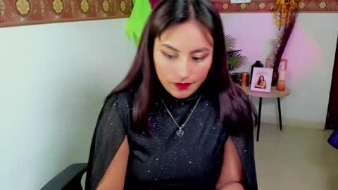 megaan_fooxxx online show from November 15, 5:36 pm