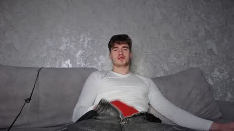 Max online show from January 28, 3:14 pm