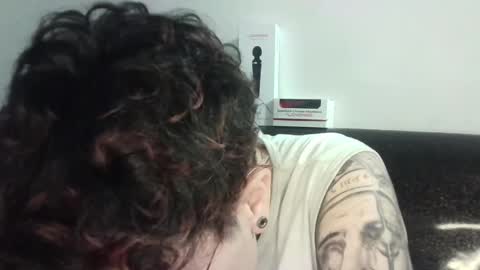 Snapshot of megan_coop3r_ chatting on February 18, 4:58 am Megan and sophi online show from February 18, 4:58 am