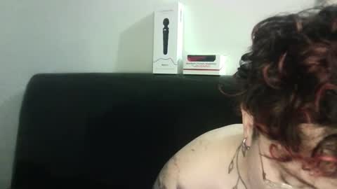 Snapshot of megan_coop3r_ chatting on February 17, 11:02 am Megan and sophi online show from February 17, 11:02 am