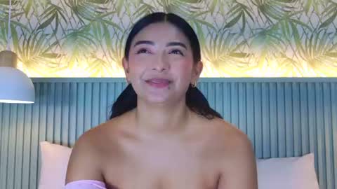 Carolina Paez online show from July 28, 6:20 pm