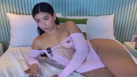 Carolina Paez online show from July 28, 3:21 pm