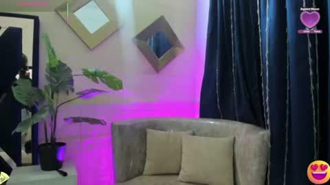     online show from June 15, 12:08 pm
