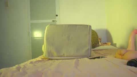 megan online show from October 30, 6:14 am