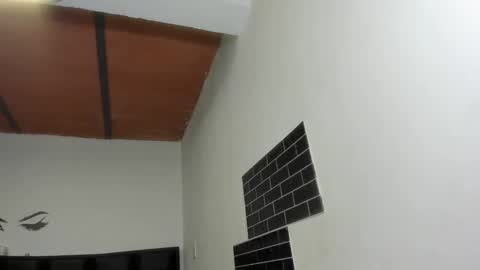 Snapshot of megan_greyxx chatting on October 2, 1:10 pm megan_greyxx online show from October 2, 1:10 pm