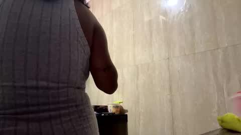 Snapshot of megan_greyxx chatting on October 1, 12:59 pm megan_greyxx online show from October 1, 12:59 pm