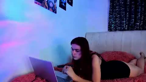 Megan online show from June 17, 11:15 am