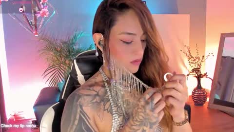    online show from October 22, 3:31 am