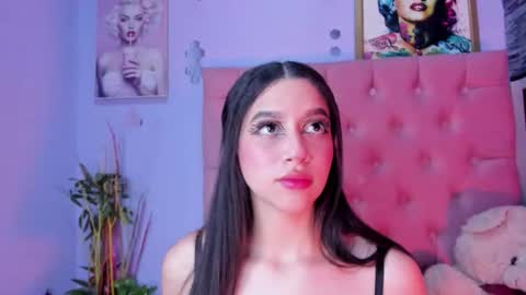 megan_jenner1 online show from January 7, 4:17 am