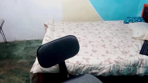 amanda online show from December 3, 6:22 pm