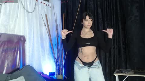 Snapshot of megan_lr chatting on September 21, 3:10 am Valentina online show from September 21, 3:10 am