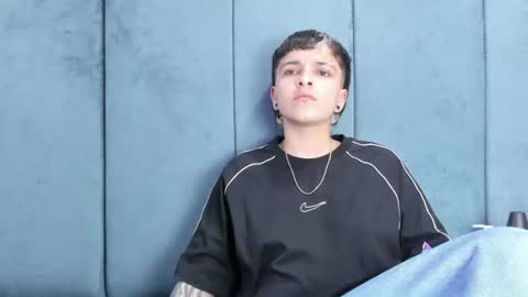 megan_thompsonn_ online show from June 18, 2:50 am