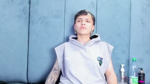 megan_thompsonn_ online show from June 21, 9:16 am