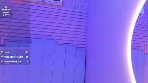 Jazmin  online show from February 21, 7:10 pm