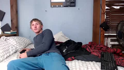 eddie and megan online show from December 7, 4:20 pm