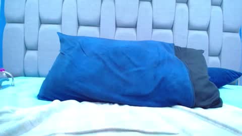 Megan online show from December 21, 7:06 pm