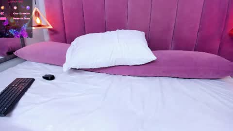 Megan  online show from June 20, 8:15 pm