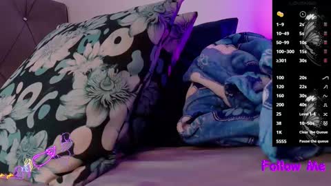 Megan online show from March 4, 9:11 pm