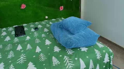 megatitts_ online show from February 13, 5:33 am