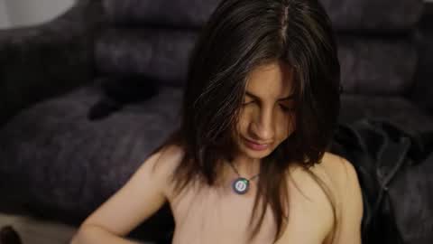 Snapshot of megga_bluee chatting on October 1, 10:08 pm megga_bluee online show from October 1, 10:08 pm
