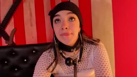 MEIVIS online show from March 10, 8:35 pm