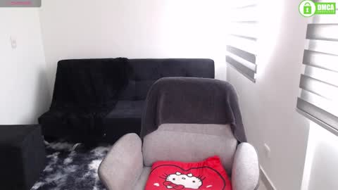 WETWATERMELL online show from March 2, 8:18 pm