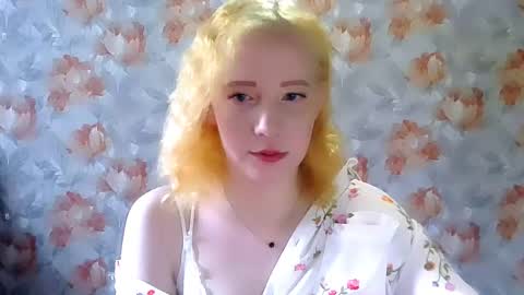 Mel Mellie online show from April 30, 2:11 pm
